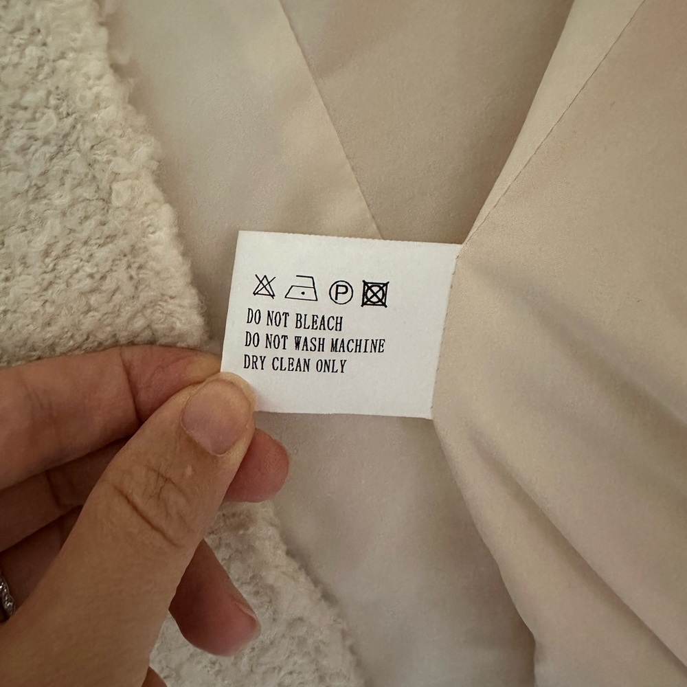 Shop one/third cream blazer in size small. Jacket 18 - Picture 7 of 9